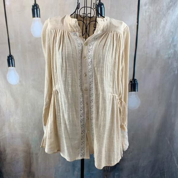 Spell Tops - NWT Spell & the Gypsy Paloma Blouse
